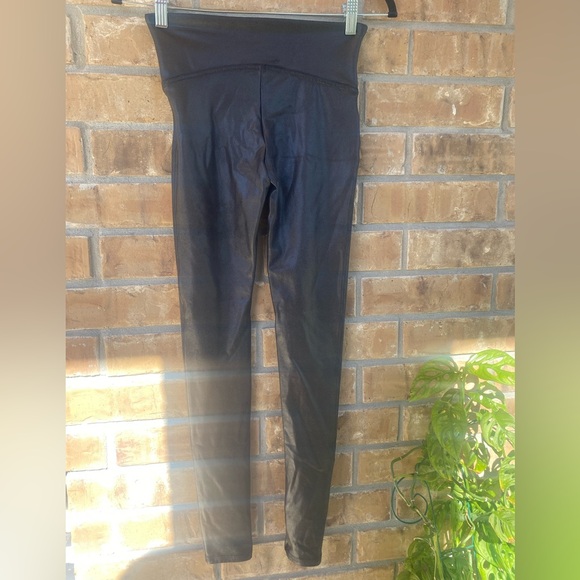 SPANX Faux Leather Leggings Black, Small - Picture 6 of 10